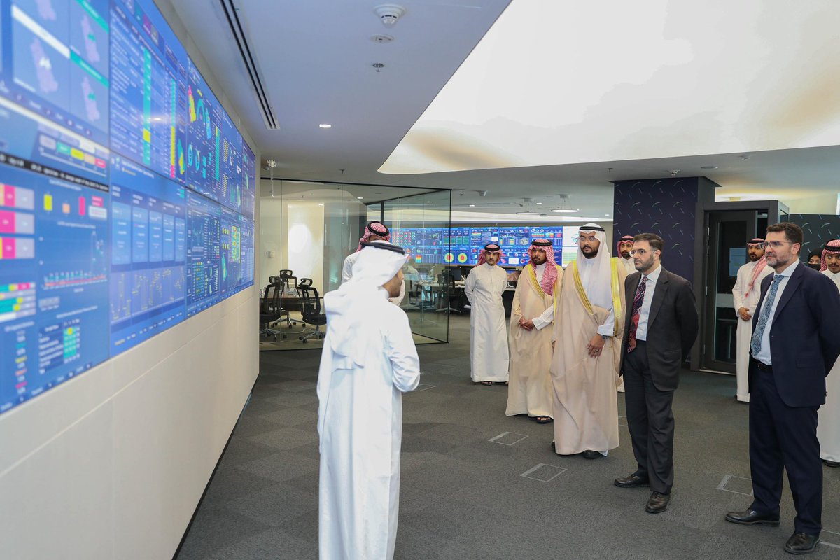 سعدت اليوم بلقاء أخي معالي وزير الاتصالات وتقانة المعلومات في الجمهورية العربية السورية الشقيقة الأستاذ عبدالسلام هيكل <a href="/amhaykal/">عبدالسلام هيكل Abdulsalam Haykal</a>، وبحثنا سبل تعزيز الحلول الرقمية في القطاع الصحي، إلى جانب تطوير آفاق التعاون المشترك بما يسهم في رفع كفاءة الخدمات الصحية ودعم الابتكار في هذا المجال.