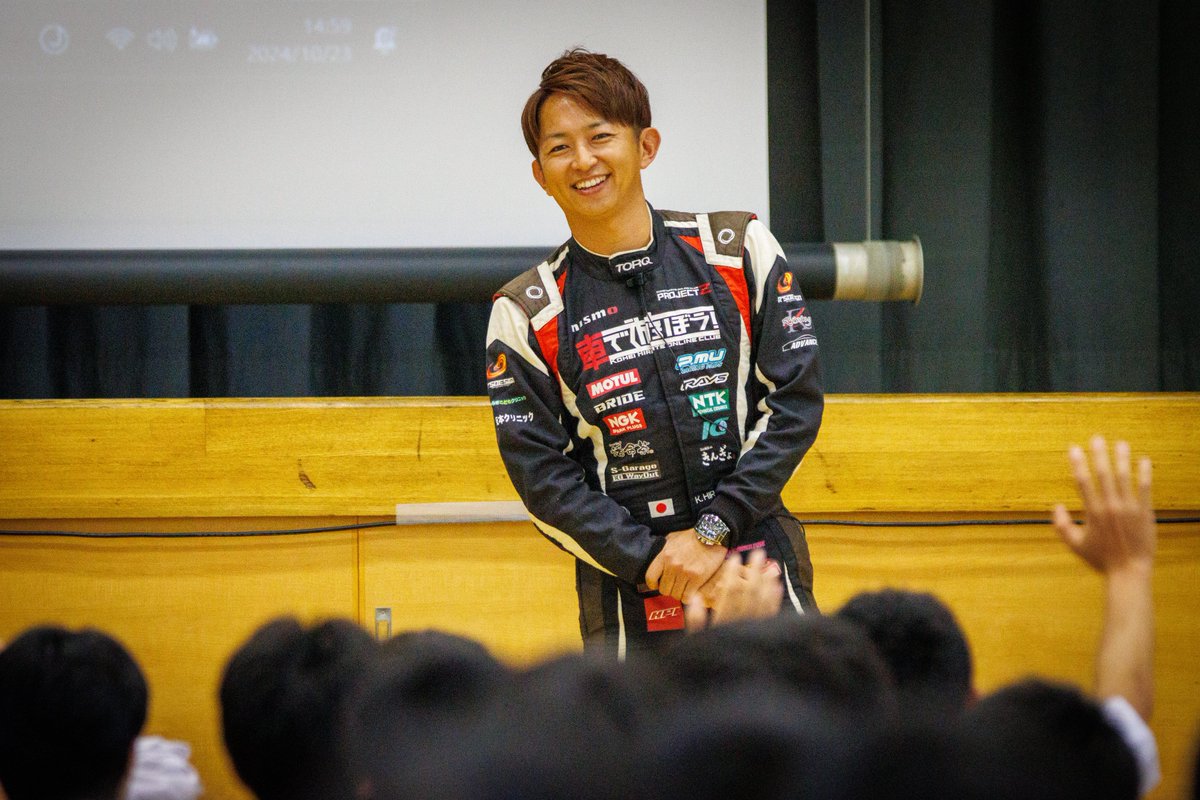 KOHEIさん 今シーズンはこのヘルメットで ストレート最速を目指します