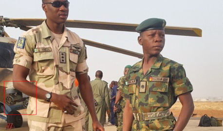 Pictures showing soviet made Mil Mi-24 attack helicopters of the Nigerian 🇳🇬 Air Force with FAB-500 M62 general purpose bombs.