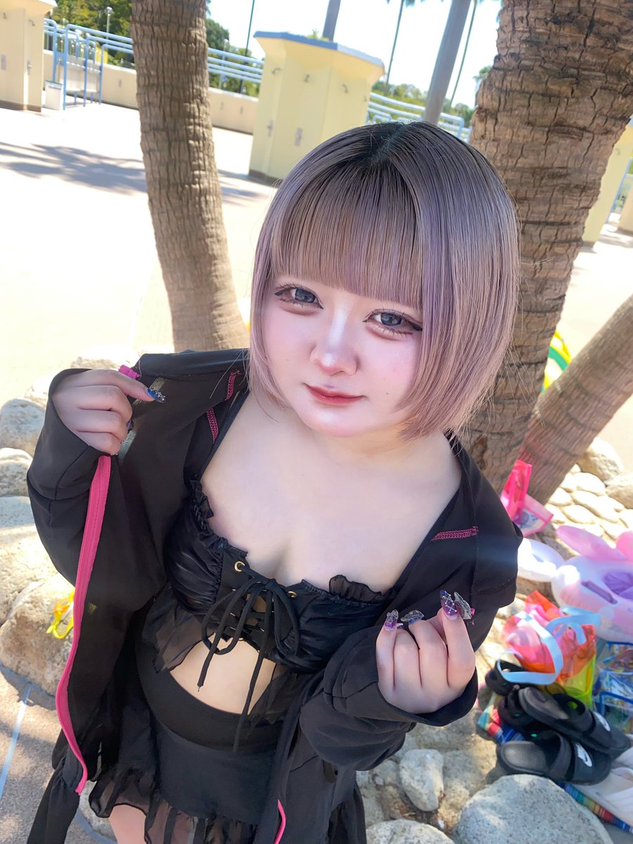 _Ran__chan_'s tweet photo. 長島！ウォータースライダー一緒にすべろ〜‼️ https://t.co/a89ZtoRn3J