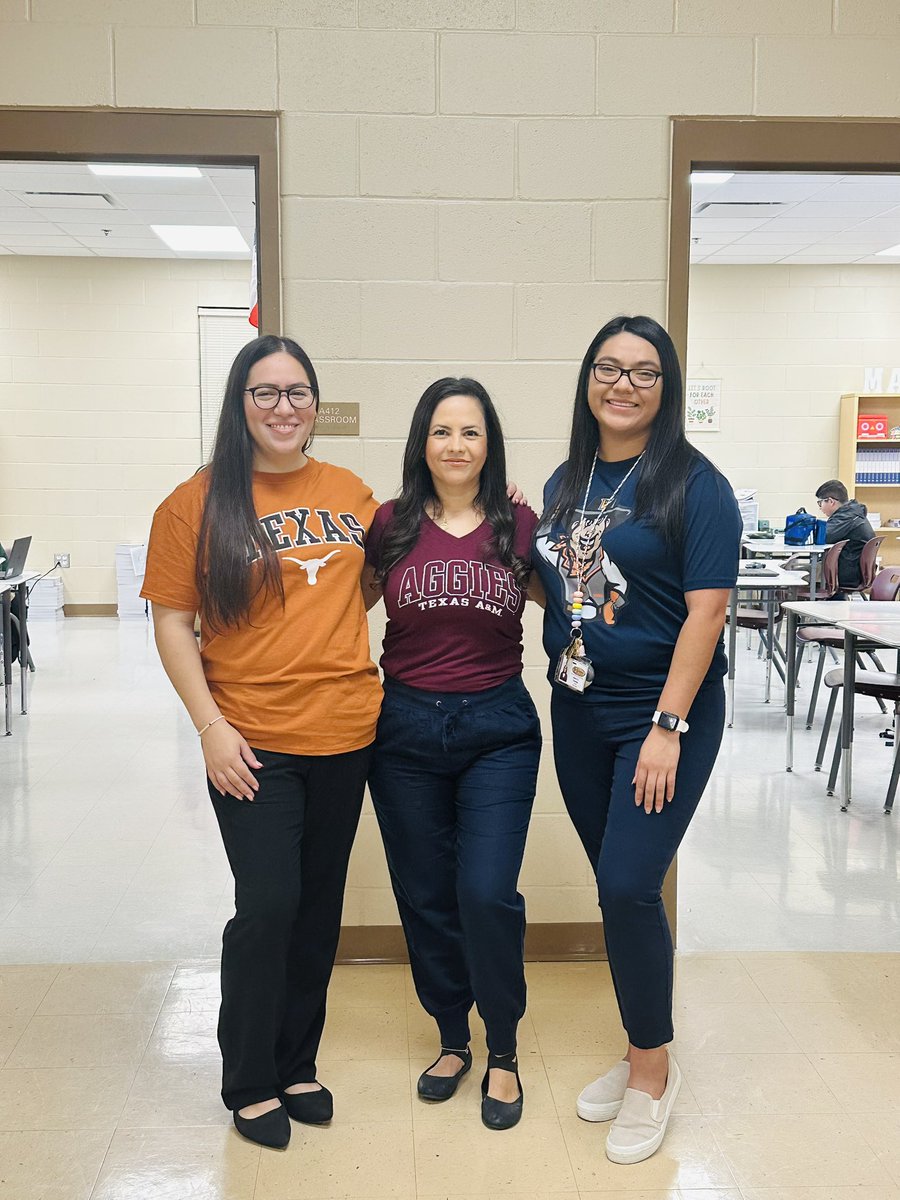 “The expert in anything was once a beginner.” Helen Hayes 🤓📖 
#CollegeThursday