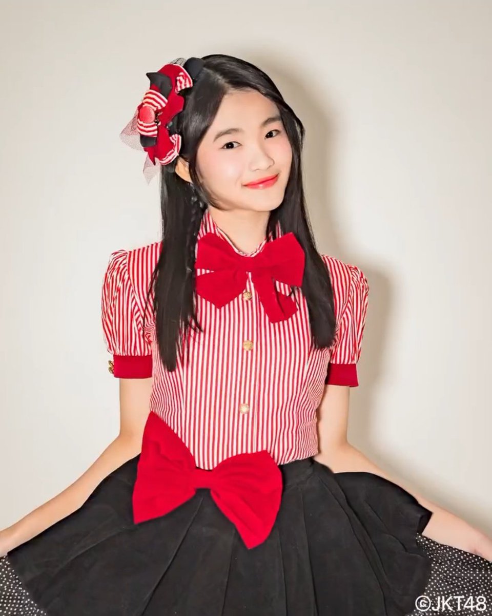 Always pretty🫶🏻 
<a href="/CErine_JKT48/">Catherina Vallencia</a>