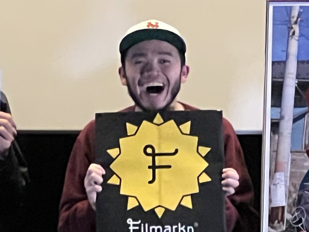 Filmarksのレビューを お願いするアフロの太陽のような笑顔が忘れられない