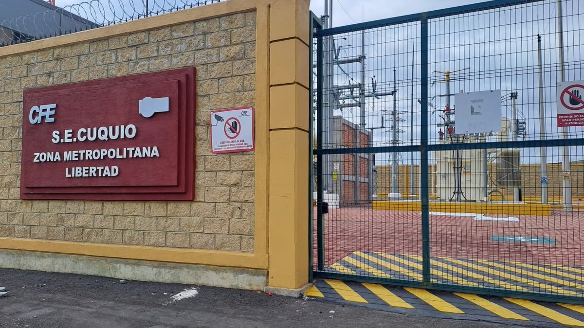 jmgingenieria's tweet photo. ⚡ MANTENIMIENTO INTEGRAL DE INSTALACIONES EN SUBESTACIONES ELÉCTRICAS ⚡

🔧 En JMG Ingeniería Eléctrica , somos especialistas en el mantenimiento de las instalaciones

#JMG_INGENIERIA_ELECTRICA
#Mantenimiento_instalaciones 
#subestaciones_electricas 
#alta_tension https://t.co/sONczE6CdG