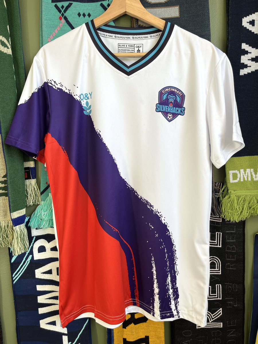 A new/old club is landing in Cincinnati ⚽️ 

Part of a new fan-first league (ok not really)… we just made a single jersey for fun. 

But hey, every great club starts with one kit, right? 👀 #CincySoccer #LowerLeagueDreams