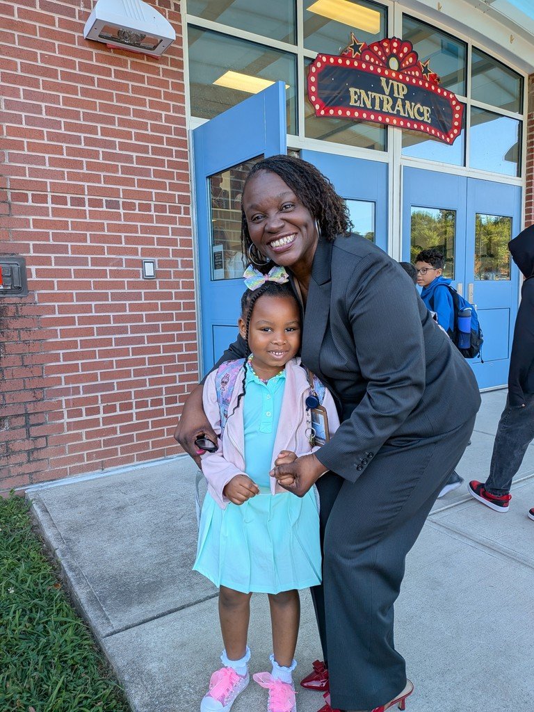 Morning smiles on this terrific Thursday at PHES! #BelongGrowSucceed #AACPSAwesome