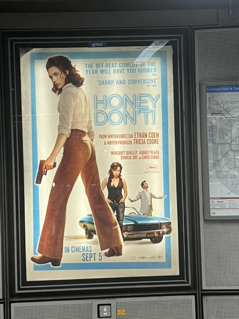 brbciara's tweet photo. the noise i made seeing this on the tube 😩 https://t.co/UEe6nz2FOt