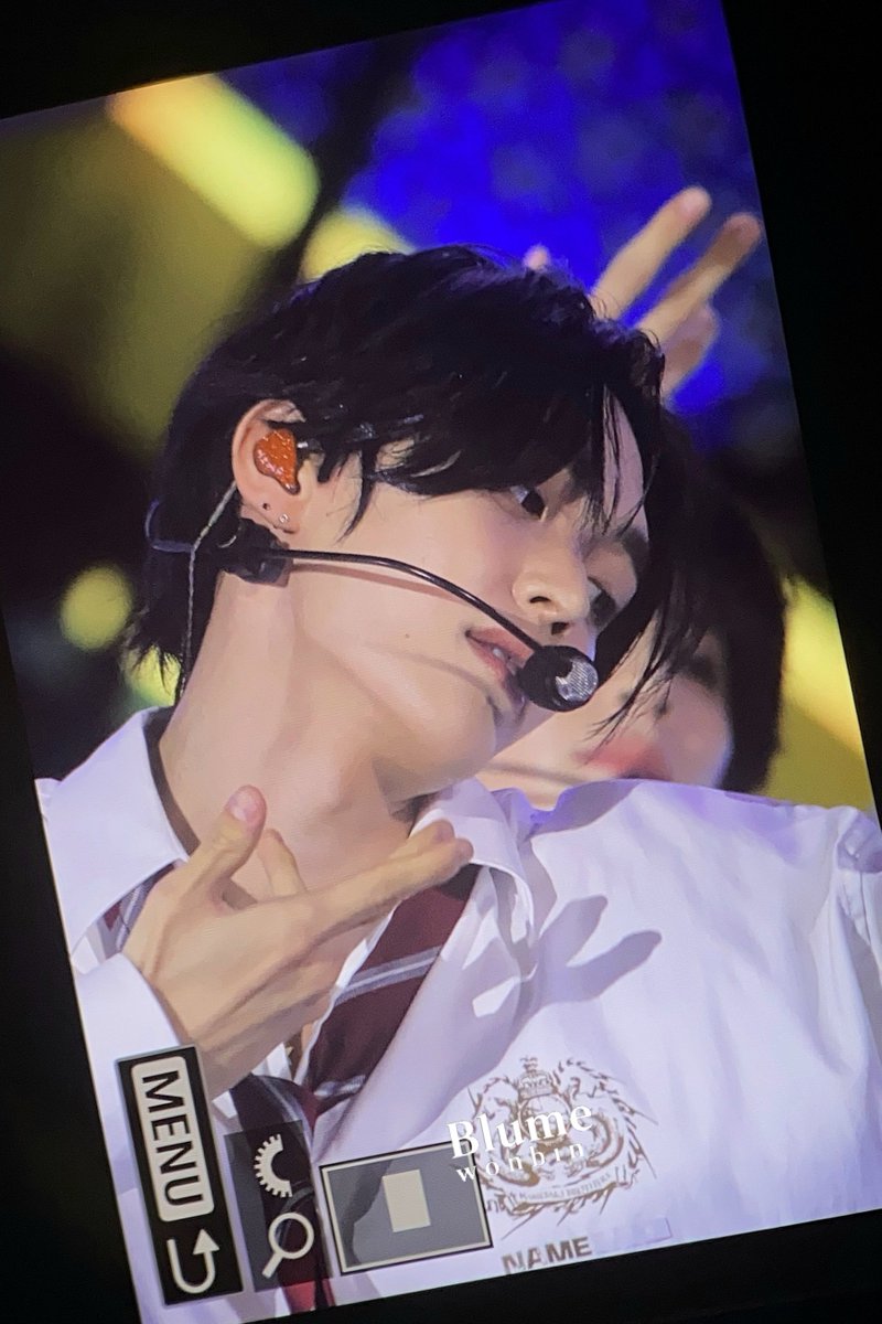 유기하고 싶엇던 반짝투어 끝〰️
원빈 데뷔 2주년 축하햇꾸마