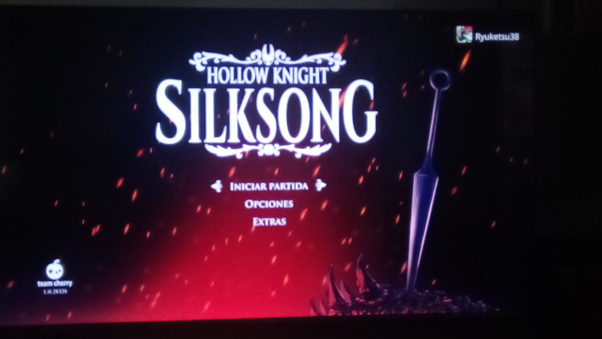 Hugo_Damnation's tweet photo. 45 minutos cambiando entre la Series X y la Ps5 (como un lunático) para poder comprarlo finalmente en la xbox GODDAMN SON https://t.co/jsDRzZT6LQ
