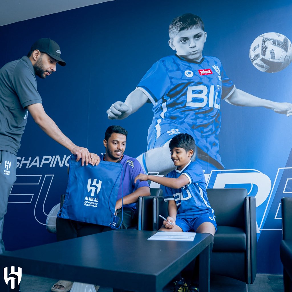 AlhilalAcademy's tweet photo. انطلاقة التسجيل للزعماء بفرعنا الـ"20" في "جدة" 💙👏
#أكاديمية_الهلال https://t.co/IrBcghQq7G