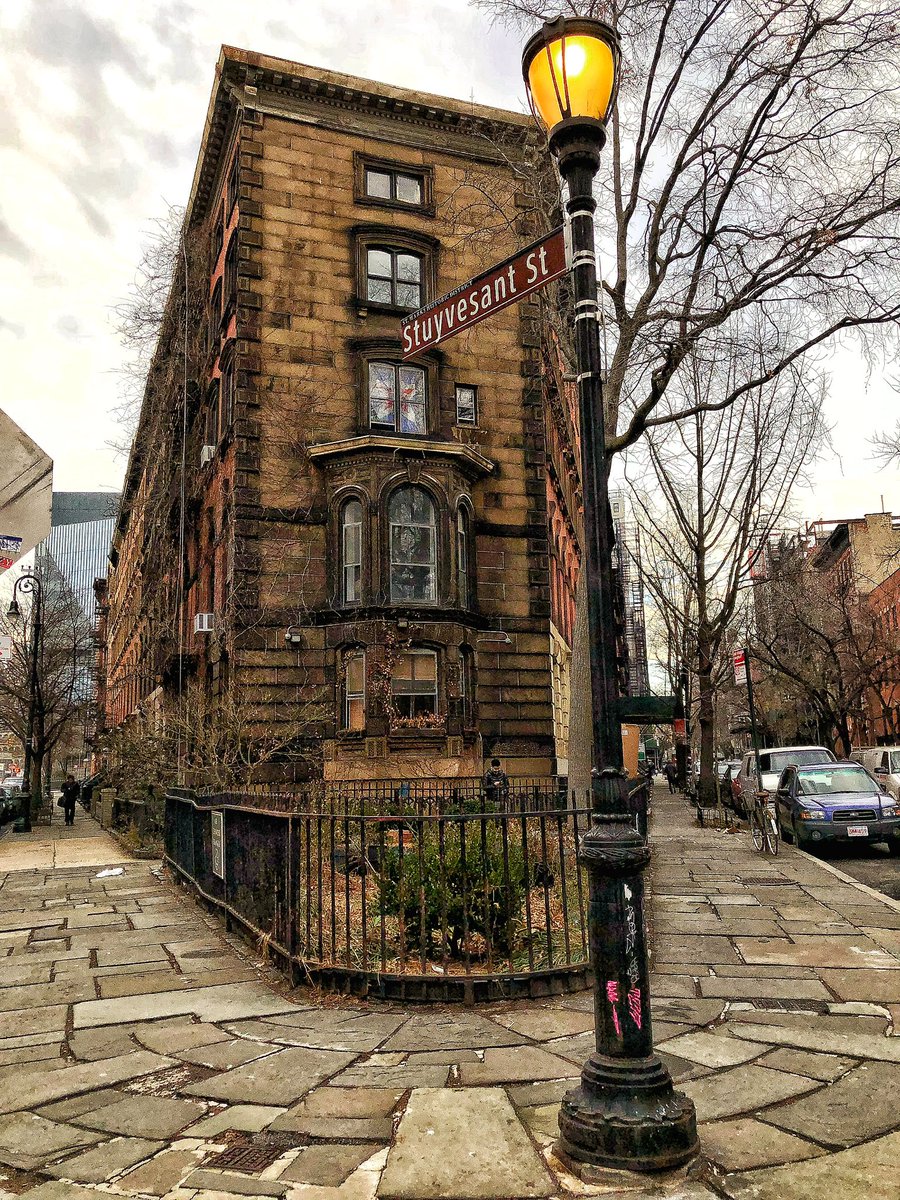 Mis esquinas favoritas de Nueva York 🥰 Cuál es la tuya?

nyagain.com/2019/05/27/mis…