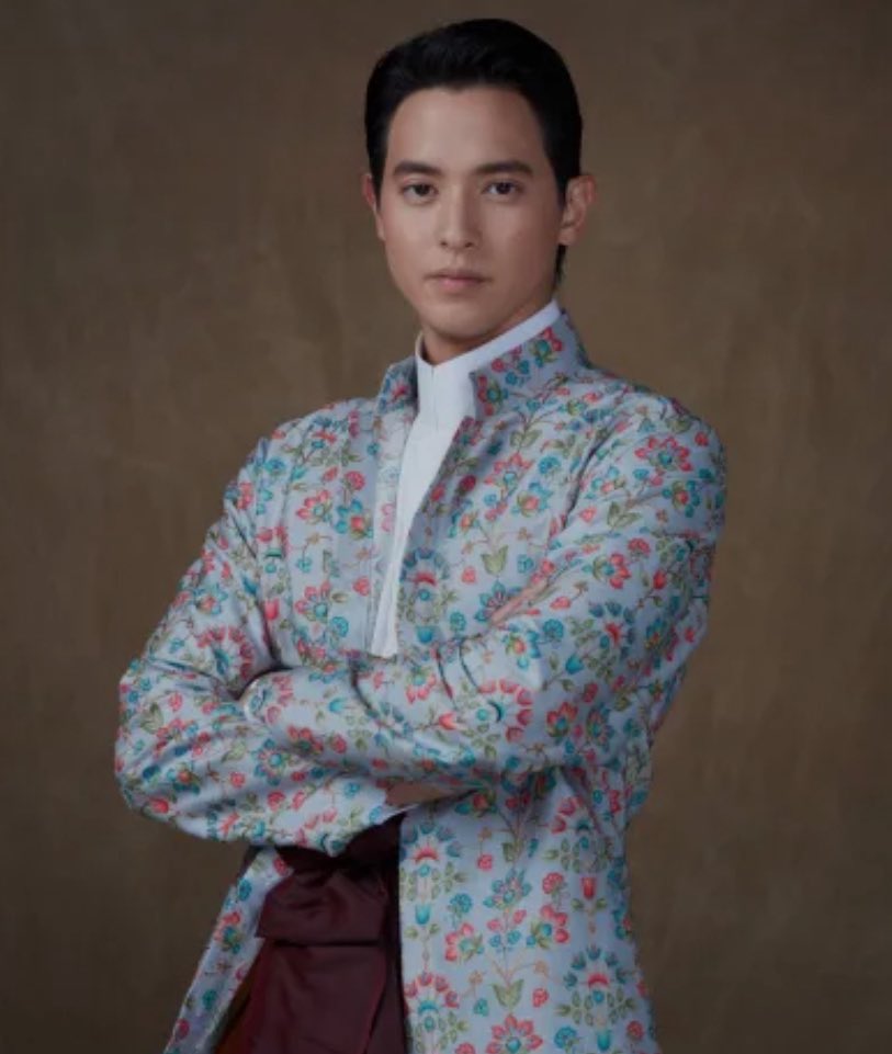 • พิ น นี่ มี • tweet media