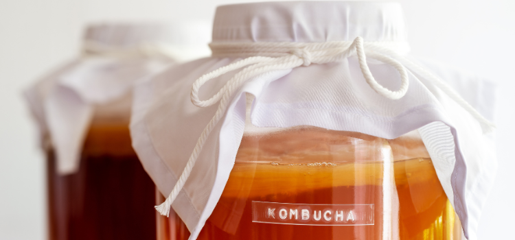 🥤 Estudio con kombucha con fibra muestra efectos prometedores en la microbiota intestinal y triglicéridos.

🔬 La Plataforma GENYAL de @Imdeanutricion lidera el ensayo con datos clínicos para nuevos alimentos funcionales y salud metabólica.

👉 c.madrid/wwuk2413