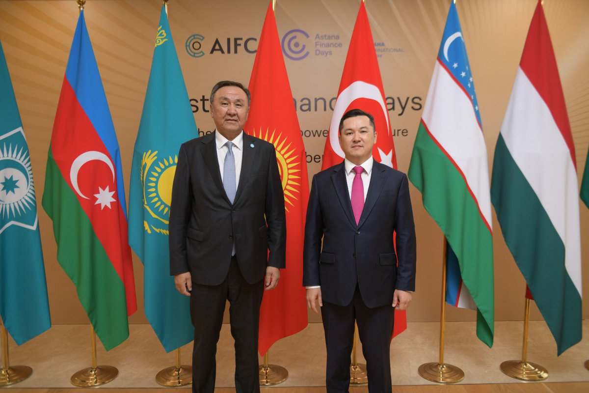 KubanOmurali's tweet image. 📍Astana | Met with Mr. Renat Bekturov, Governor of the Astana International Financial Centre.

We discussed preparations for the 1st Turkic Green Finance Council aimed at strengthening cooperation in sustainable finance within the Turkic World. 🌱

#OTS #GreenFinance