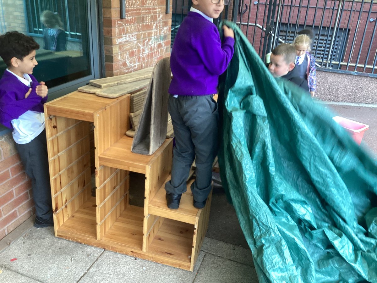 We role played Noah’s Ark in groups. Noah was a good man who built an ark before God sent an ark. At playtime, some of us built an ark too! #RE #ToKnowYouMoreClearly #NoahsArk