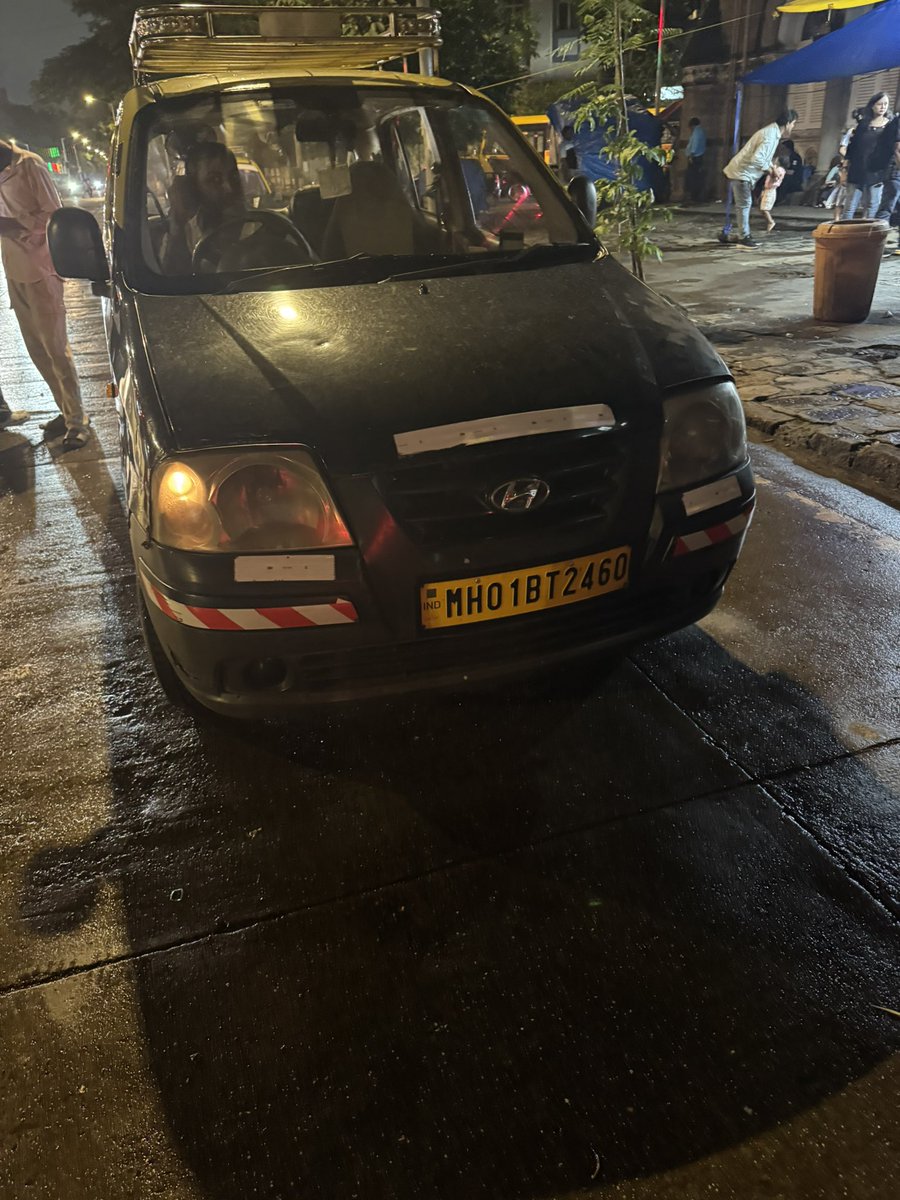 goculdas's tweet photo. @MumbaiPolice @MTPHereToHelp - taxi was accepting ride, but wanted to go on a fixed rate and no meter.  MH01BT2460. https://t.co/ruhZTN6Zlu