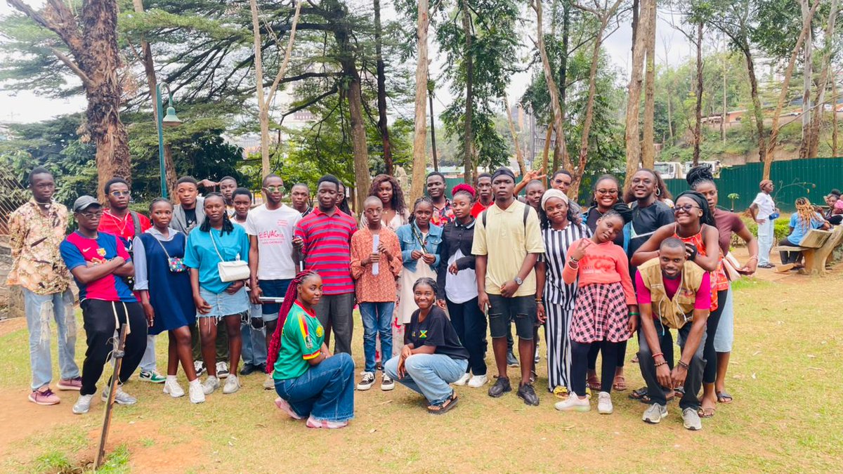 RJCCYN's tweet photo. 🌍 Journée mondiale de la #SantéSexuelle

À Yaoundé, le jeune Bala Felix a animé une causerie éducative avec 25 jeunes 🎯
On a parlé #VIH, #ISTs, #VBG et santé sexuelle, mais surtout de prévention, de solutions et de choix responsables.

#JeunesseEngagée #RJC #Prévention https://t.co/NPHvBKkS7b