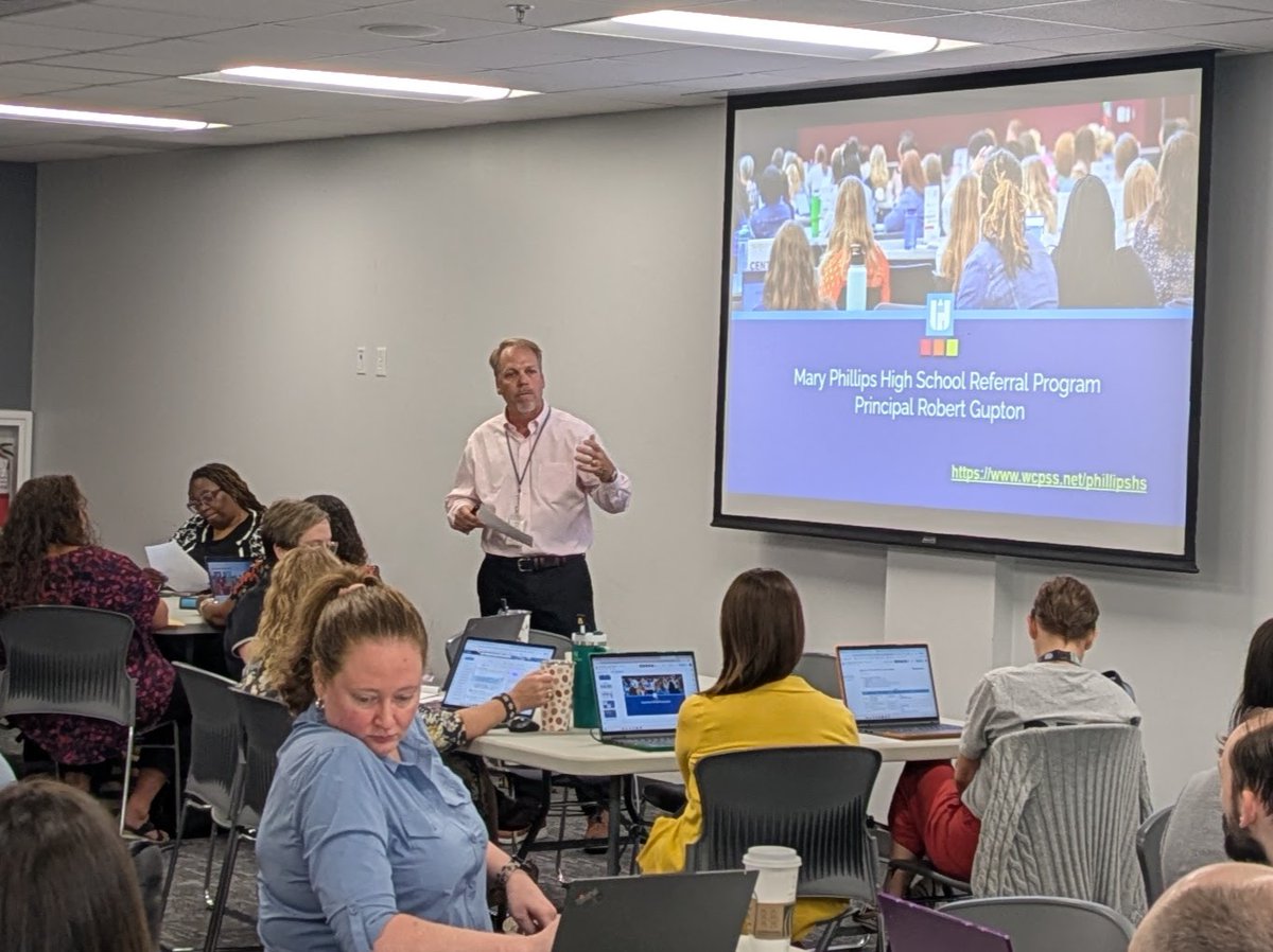 WakeSecondary tweet media