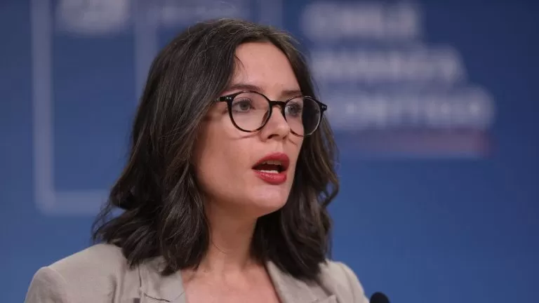 No es necesario ser un "bot" para ser una máquina de mentiras...