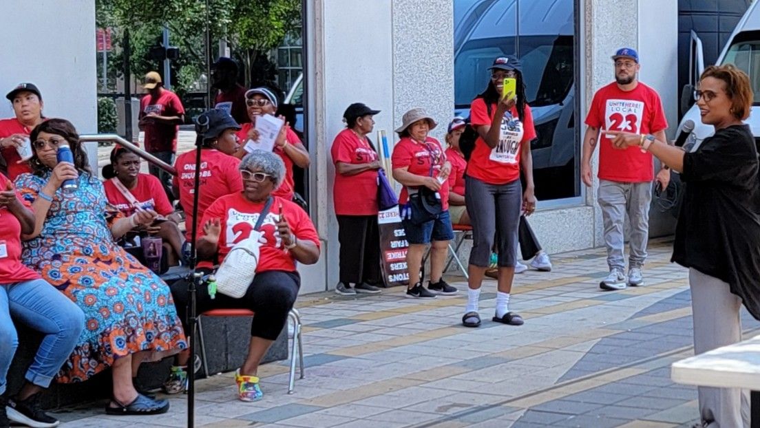 unitehere23's tweet image. Thank you, Councilwomen Carolyn Evans-Shabazz, Letitia Plummer, Tiffany Thomas, and Sallie Alcorn, for your support in our fight for a better contract at the Hilton Americas Hotel.