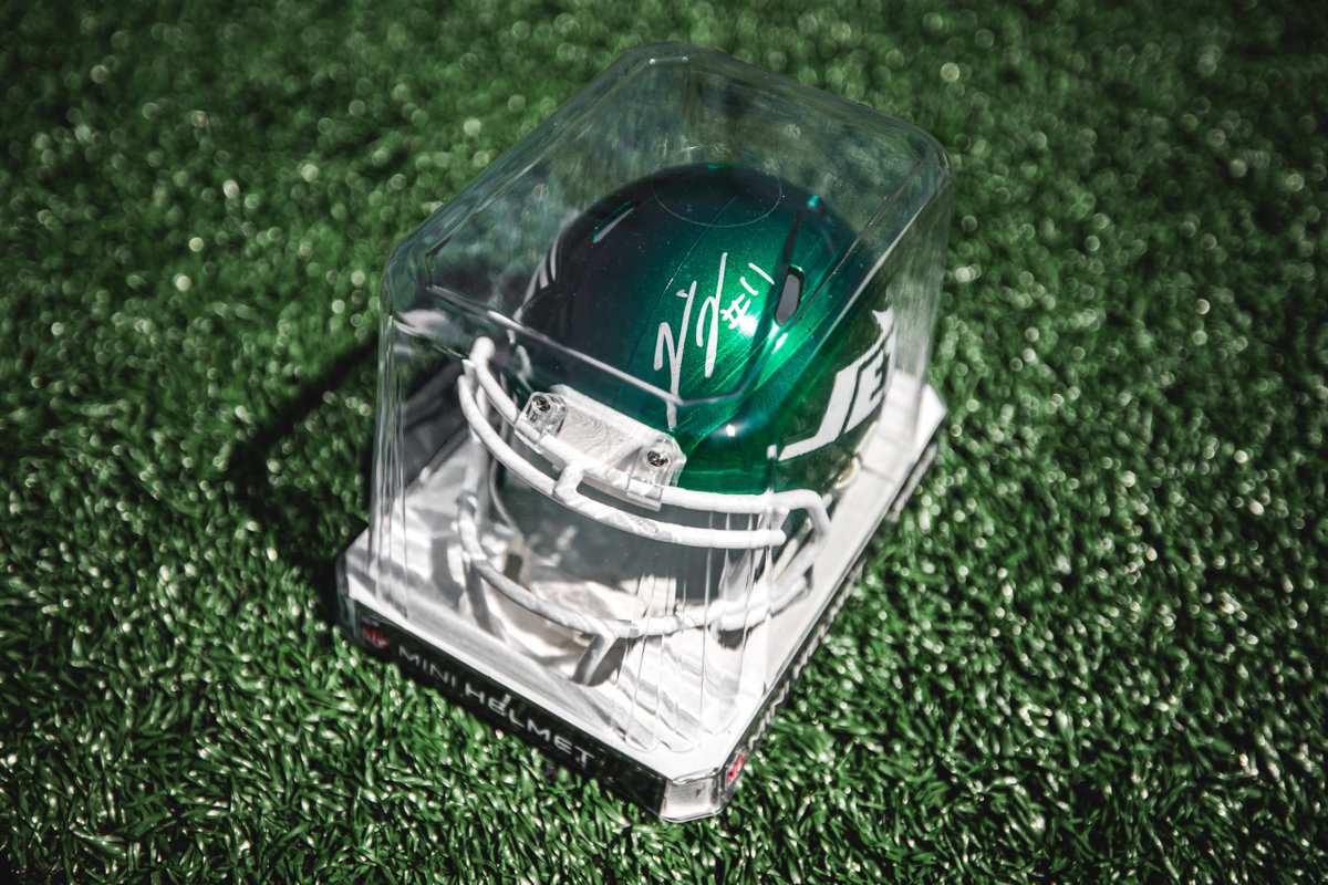 New York Jets (@nyjets) on Twitter photo letโs goooo... a signed <a href="/ii_jermaine/">Jermaine Johnson II</a> mini-helmet ๐จ
repost & follow to win #GreenandWhiteSweepstakes
Rules: bit.ly/3I2Fpdm letโs goooo... a signed <a href="/ii_jermaine/">Jermaine Johnson II</a> mini-helmet ๐จ
repost & follow to win #GreenandWhiteSweepstakes
Rules: bit.ly/3I2Fpdm