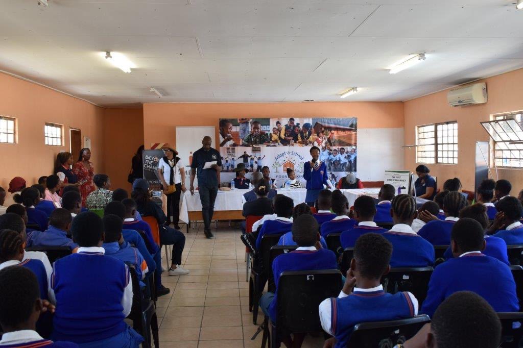 AdoptaSchoolSA's tweet image. Raising awareness, raising a generation! Thanks to Merafe Resources, our Health Sanitation and Sexuality Education Project empowered learners to make informed choices about their health and future.

#HealthAndSexualityEducationMatters
#DrivingQualityEducation
#OneSchoolAtATime