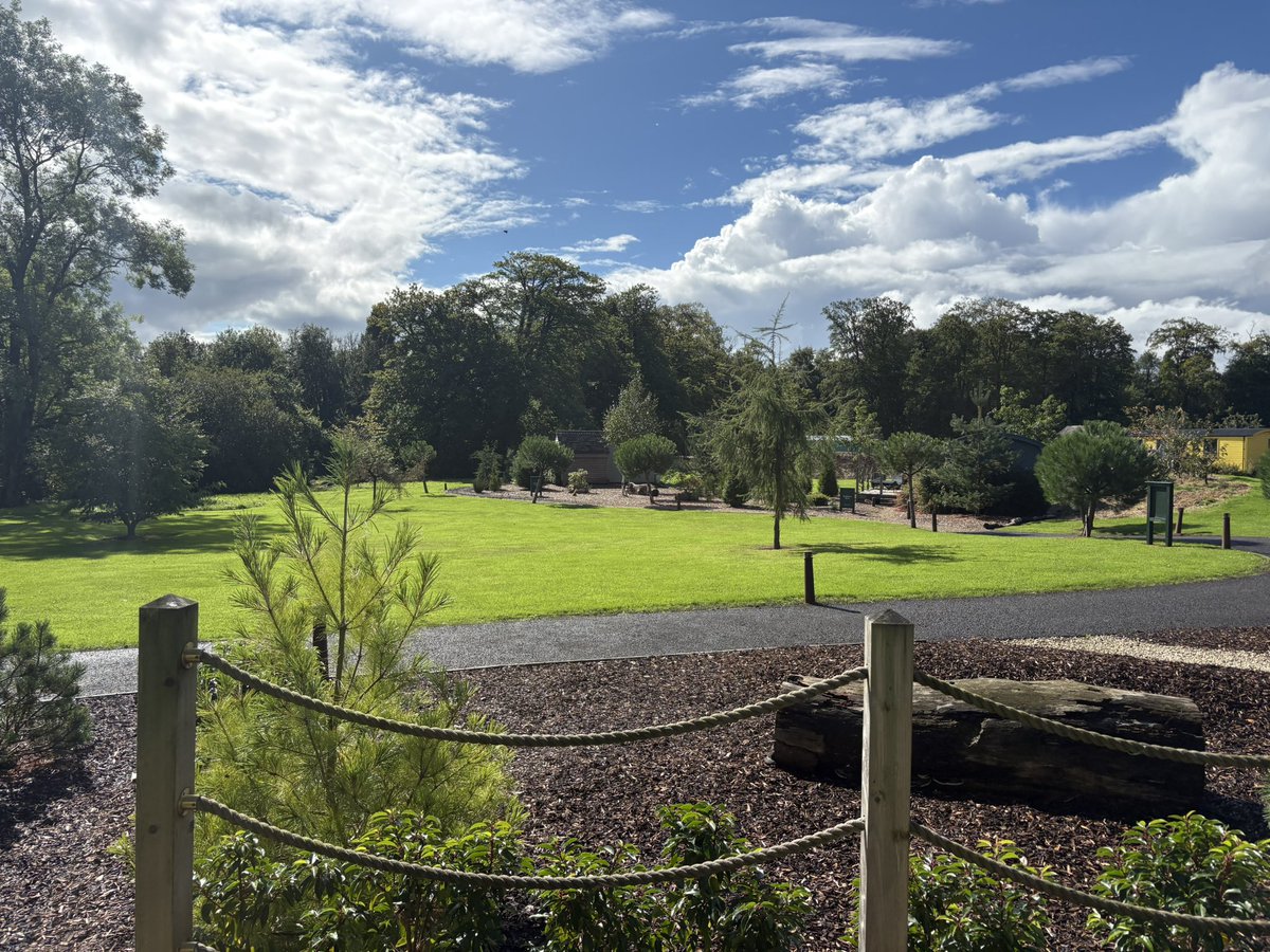 shay_ken1974's tweet image. “It’s a lovely day in Ballymena” 💪

We finally got the chance to use my voucher the players &amp;amp; staff @larnefc gave me as a leaving present.🎁

First time experiencing what the @GalgormResort has to offer.👌