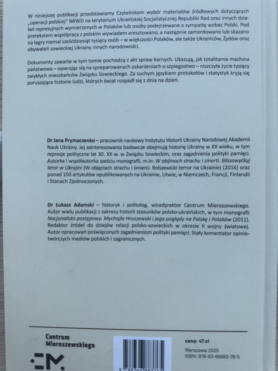 LukaszAdamskiPL's tweet photo. Właśnie dostałem z drukarni. Historie ofiar “Operacji Polskiej”NKWD, przedstawione tak, jak wyłaniają się z akt śledczych NKWD sowieckiej Ukrainy. 

Wszystko wydane przez Centrum Mieroszewskiego jako edycja źródeł pod redakcją Jany Prymaczenko @YPrymachenko i moją. 

Za kilka miesięcy wyjdzie tom drugi przedstawiający historie katów.