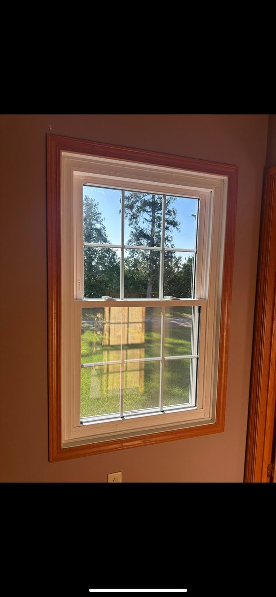 HoosierWindows's tweet photo. Just wrapped up another window &amp; door replacement project and the results are stunning!

Thinking about upgrading your home? Let us help you boost curb appeal, comfort, and energy efficiency.

#HomeImprovement #WindowReplacement #DoorUpgrade #FreeQuote https://t.co/5qUU5lIQ35