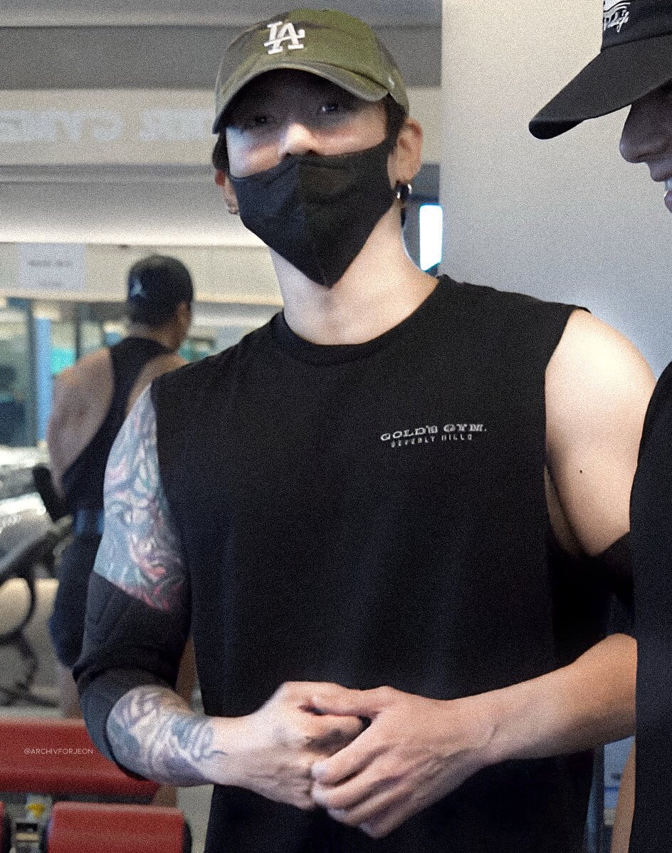 dankook pics tweet media