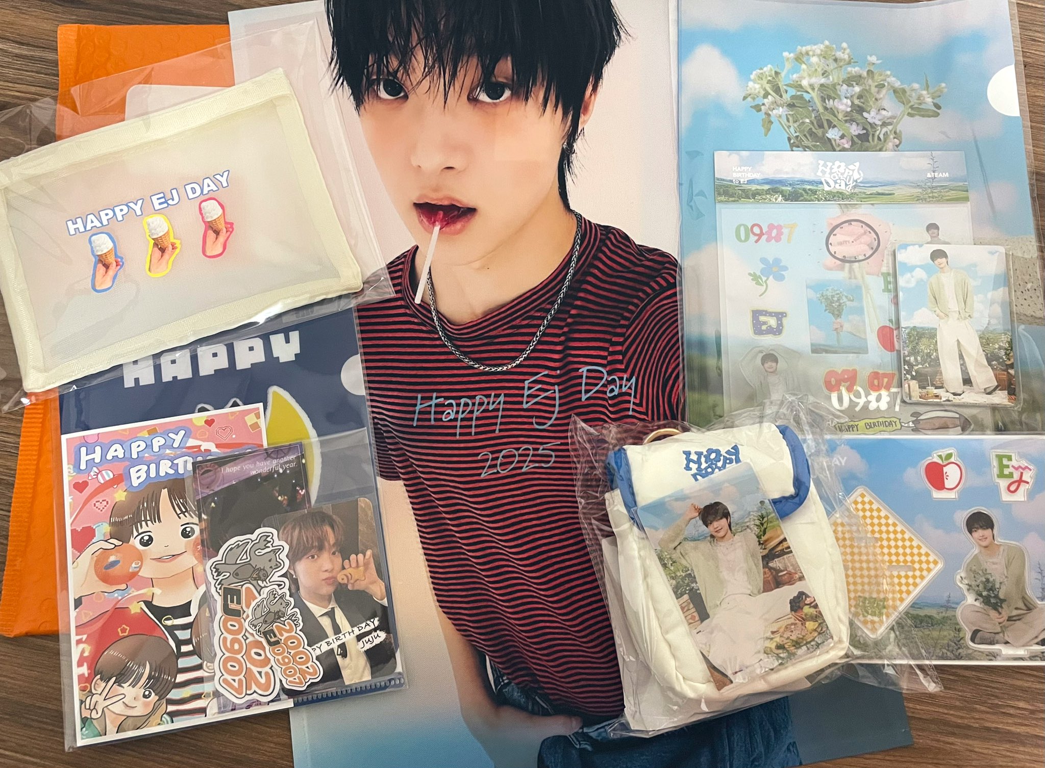 &TEAM EJ ウィジュ センイルキット 誕生日 2023 2024○説明必読