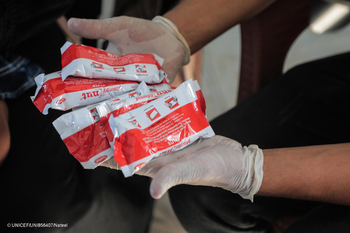 UN's tweet photo. Every child in Gaza under the age of five —more than 320,000— is at risk of acute malnutrition.

@UNICEF is on the ground delivering life-saving nutrition supplies.

But with famine likely to spread, children urgently need a massive scale-up of humanitarian aid. https://t.co/xo1I4Jz1qq