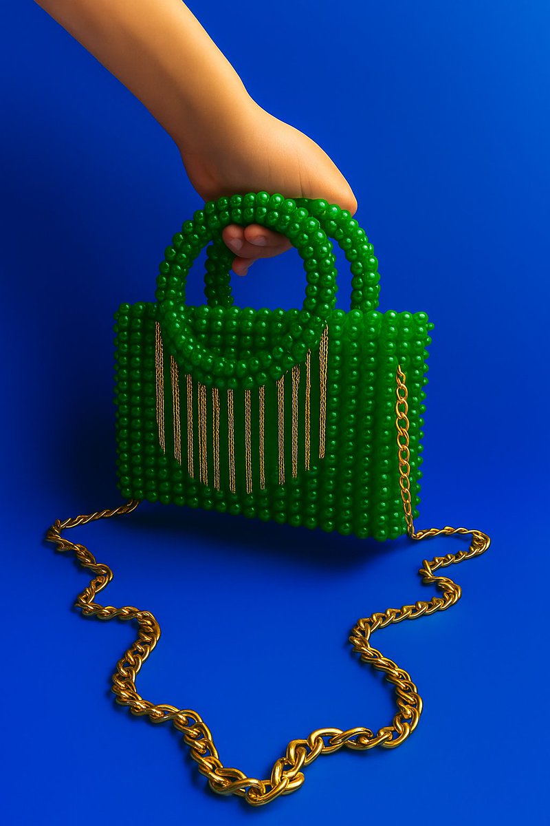 KalraTeto30823's tweet image. 💛 Handmade Beaded Bag – Bright, Bold &amp;amp; Beautiful ✨
Price: 3000 | Customize in any color you love 💎
#StoneAndStyle #BeadedBag #FashionTrends #HandmadeLuxury
