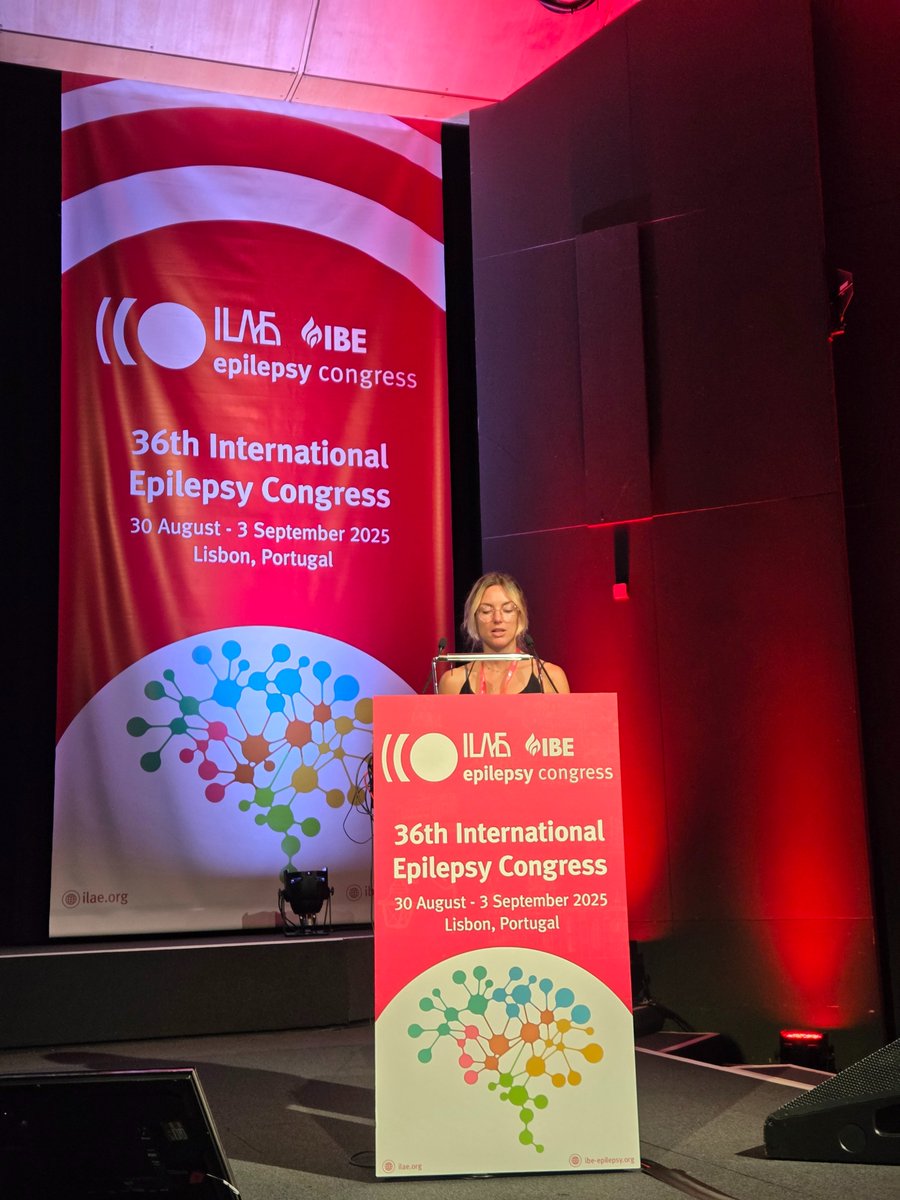 LorenaFr_10's tweet photo. Feliz de haber podido presentar esta comunicación en el Congreso Internacional de #Epilepsia en colaboración con el Epilepsiezentrum de la Uniklinik de Freiburg: Subclinical EEG Patterns in Focal Epilepsy Predict Clinical Seizures

#neuro 🧠✨️ https://t.co/fP7WSAcFsP