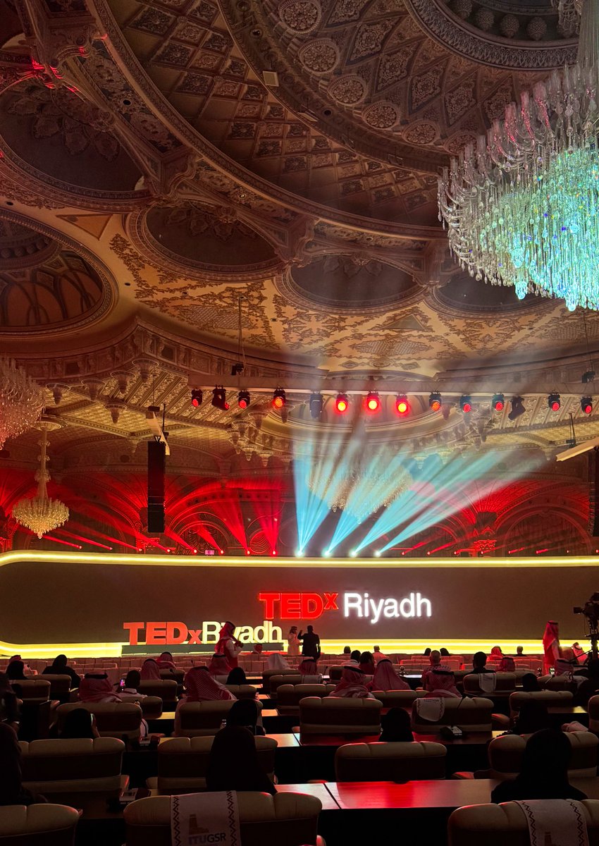 hisibrx's tweet photo. حضور #TEDxRiyadh لم يكن مجرد فعالية، بل مساحة تزودنا بطاقة من الإلهام، وأفكار توسّع مداركنا، وتجارب تُلهمنا لنصنع أثراً أكبر في محيطنا.🤍✨ https://t.co/9iIJCWpVsC