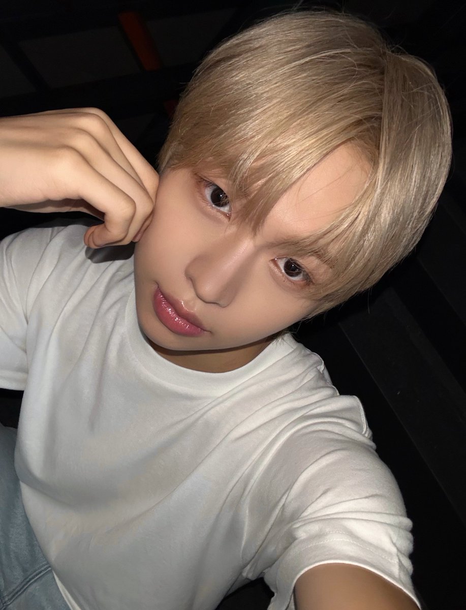 IDID_starship's tweet image. [🌠] #추유찬_DID
a shoot with lighting

#IDID #아이딧 #CHUYOOCHAN #추유찬