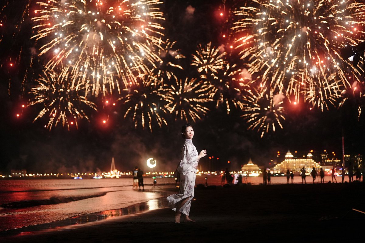 roastfish_0510's tweet image. 盛夏煙火 🎆 #浴衣 #煙火 #人像摄影
@bernie_video