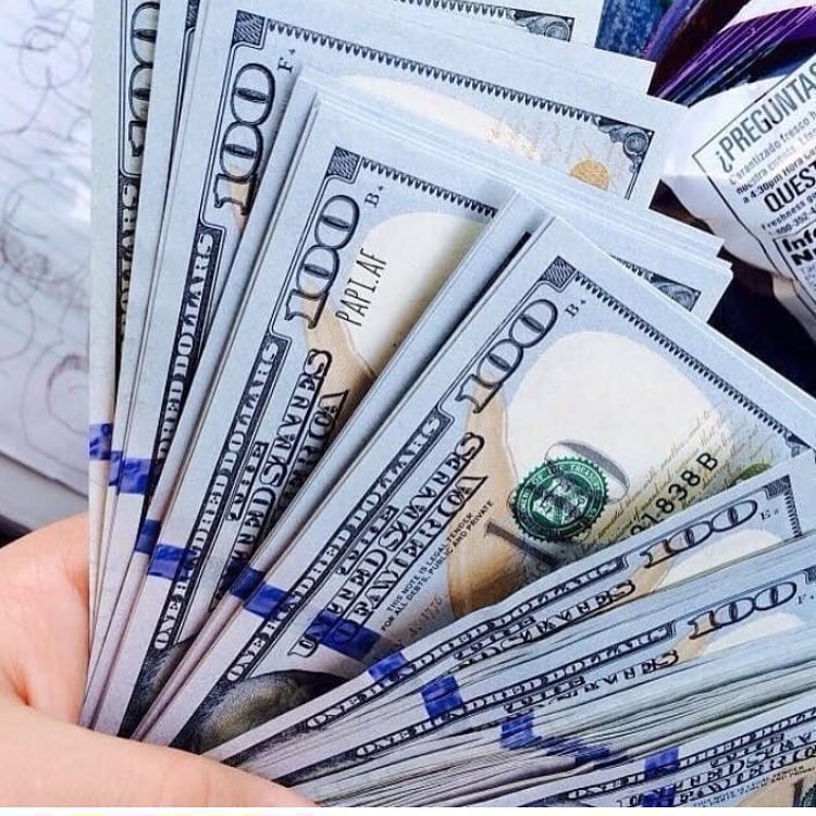 Gift11856341 tweet picture