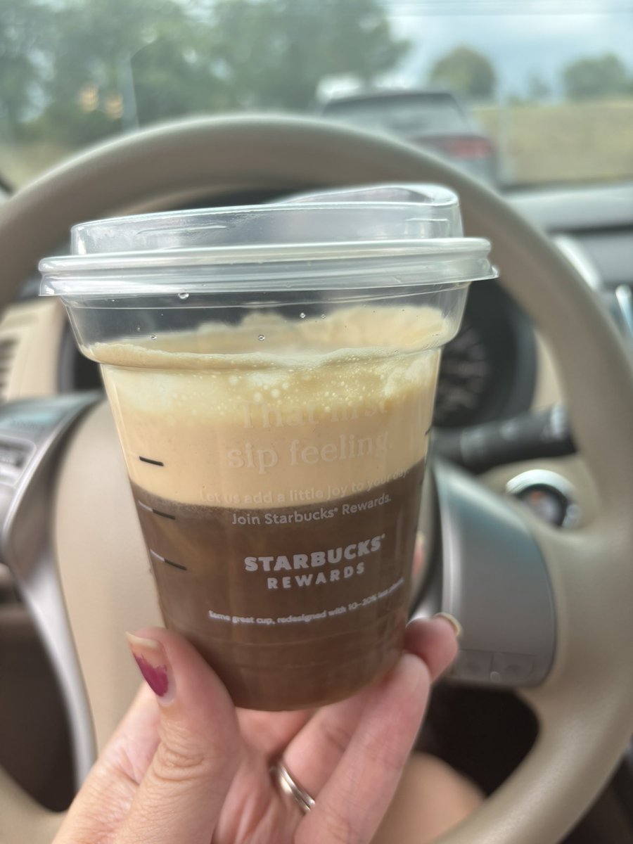 taylor’s version tweet media