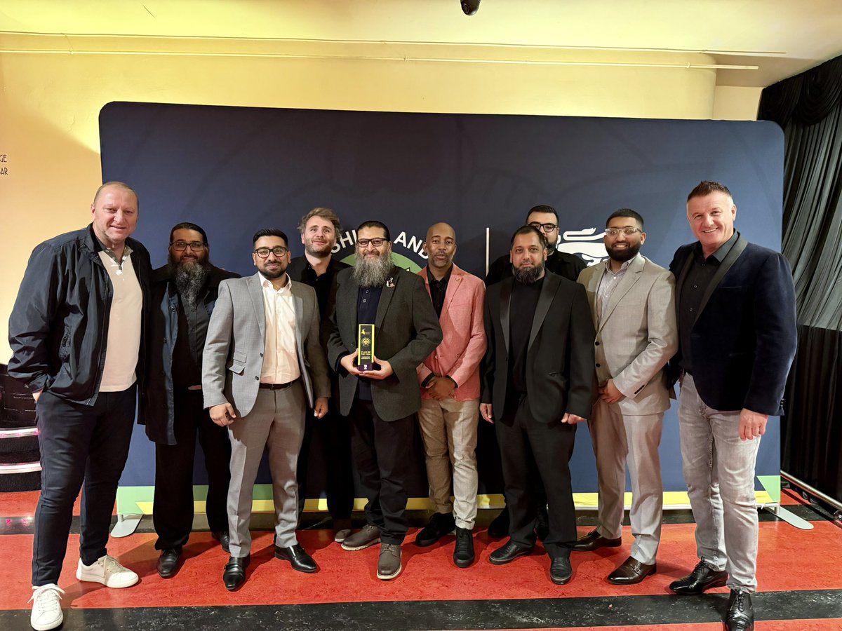 LeicNirvanaFc's tweet photo. 🌟 We are DOUBLE WINNERS! 🌟

🏆 Leicestershire &amp; Rutland FA Club of the Year 2025
🏆 FA National Grassroots Club of the Year 2025

Huge honour for everyone at Leicester Nirvana FC ❤️🖤
Thank you to our players, coaches, volunteers &amp; community!

👉 https://t.co/y7yJsCxxfF https://t.co/yIn6Nevotg