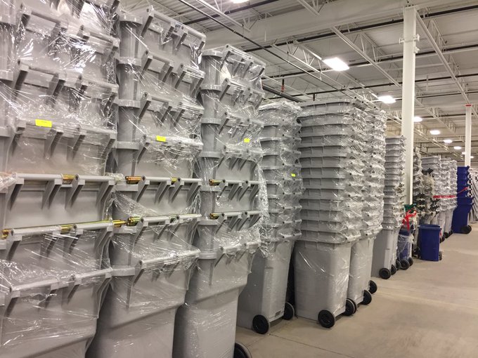 Elevate your workflow with the Pedigree Series Carts! Featuring a reinforced base and lift pocket for enhanced durability, plus a molded-in paper feed slot for ultimate security. Standard cart orders ship within 24 hours! Don’t miss out—call today to take advantage!