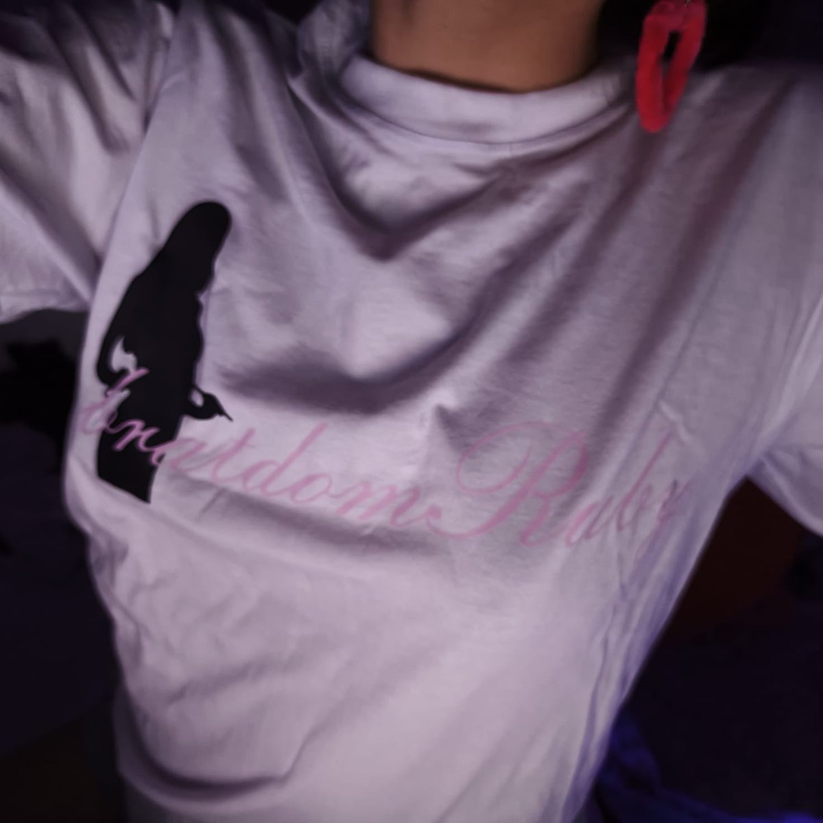 bratdomRuby's tweet image. Siz “teyit” diye tutturmadan bunu buraya pinliyorum 📌 düşle gerçeğin buluştuğu an bu 🧚‍♀️