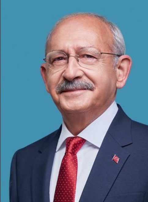 Lan şu surattaki sinsiliği bile anlayamamışız