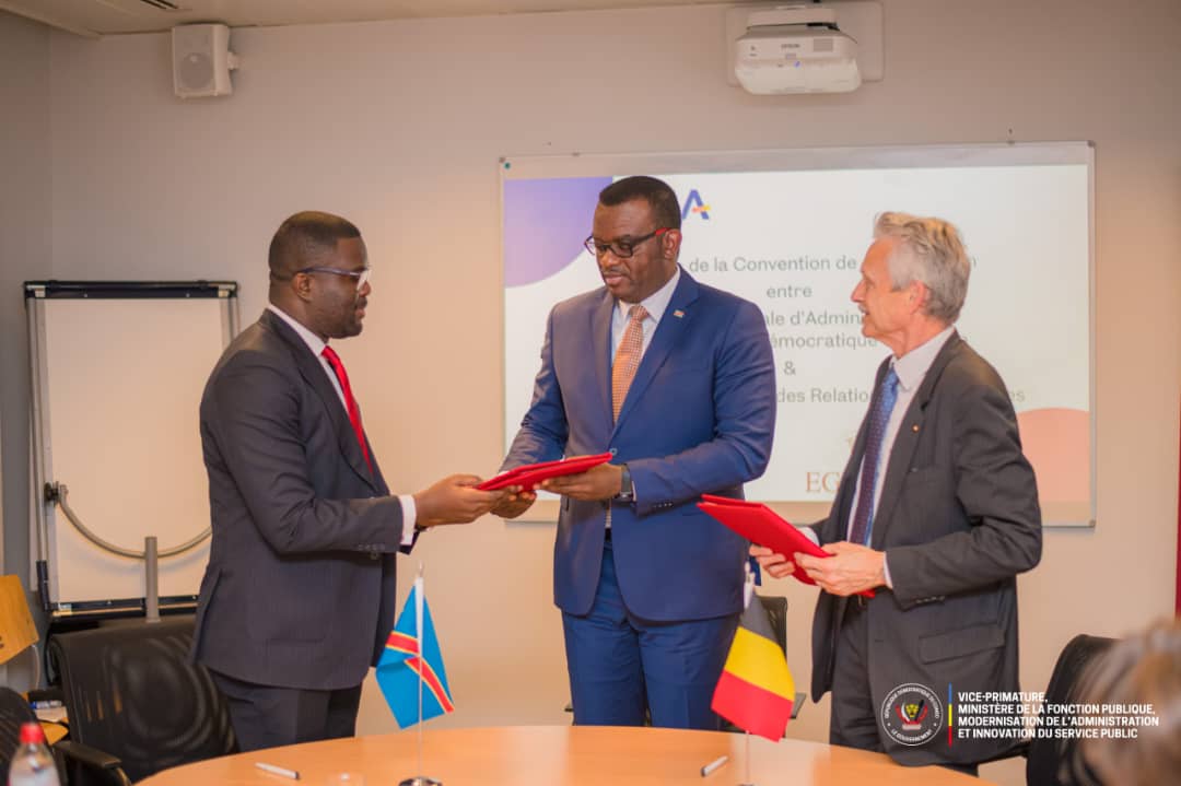 FonctionPubliqueRdc (@fp_rdc) on Twitter photo 🇨🇩🤝🇧🇪 Bruxelles, 3 septembre 2025 | Dans le cadre de sa mission officielle en Belgique, SEM VPM Jean-Pierre <a href="/LihauEbua/">Jean-Pierre LIHAU</a> accélère l'agenda de la réforme de la #fonctionpubliqueRDC, spécifiquement dans ses volets #Rajeunissement compétitif et qualitatif de l'Administration 🇨🇩🤝🇧🇪 Bruxelles, 3 septembre 2025 | Dans le cadre de sa mission officielle en Belgique, SEM VPM Jean-Pierre <a href="/LihauEbua/">Jean-Pierre LIHAU</a> accélère l'agenda de la réforme de la #fonctionpubliqueRDC, spécifiquement dans ses volets #Rajeunissement compétitif et qualitatif de l'Administration