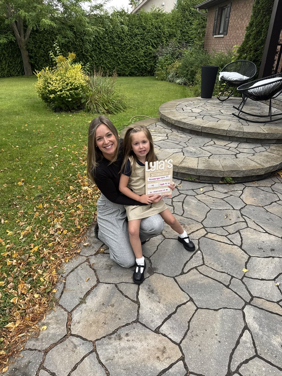 Mrs. MacDonald (Kelly) tweet media