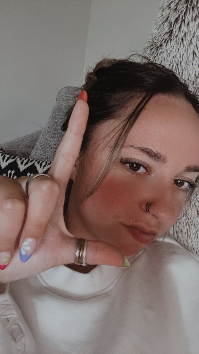 GoddessAnnieVice_ tweet media
