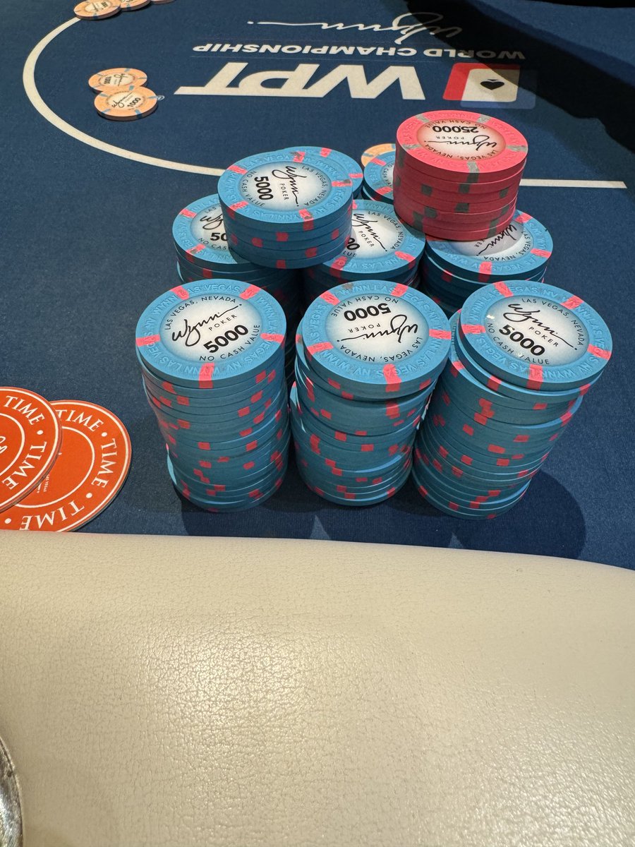 1 million chips w 32 left here at Wynn. Back to 10/15k. Let's do this!!