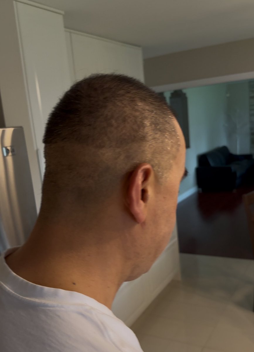 _agitewww's tweet image. Bonjour à tous les tchass c’est 35$ hit me up pour book ton glow up(Soon plus de transformation)