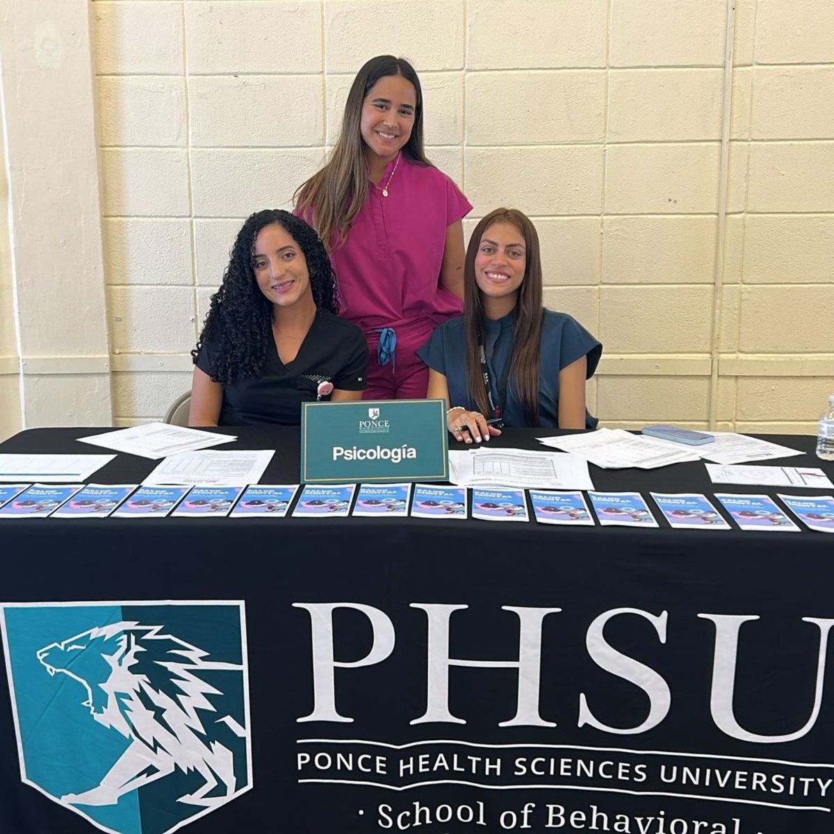 IntellectusPR's tweet image. Nuestro programa de donativos ha respaldado durante los pasados años  esta valiosa iniciativa, haciendo posible clínicas como la del Regreso a Clase en el Centro Comunal Clausells en Ponce, organizada y dirigida por estudiantes de medicina para atender a la comunidad pediátrica.