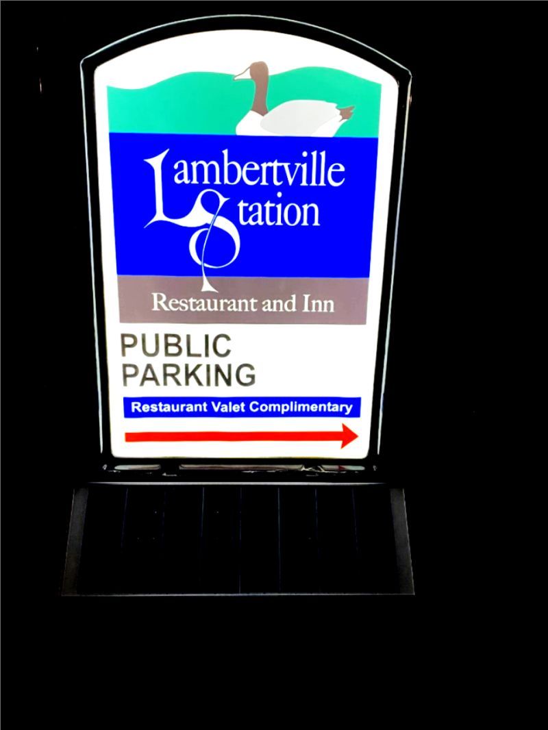 SolarSigns365's tweet photo. Wireless, LED Display Sign for Sales, Safety &amp; Way-Finding

Comment or DM for more information. https://t.co/RFFEJWJMzL https://t.co/ZZ7pd4lReU
